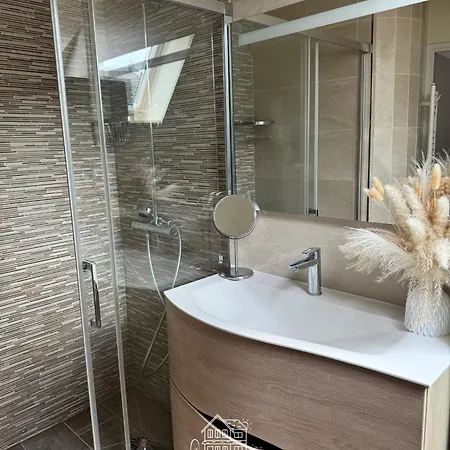 Apartment Duplex Vip Jacuzzi A 15min De Disneyland Paris Et 1h De Paris *